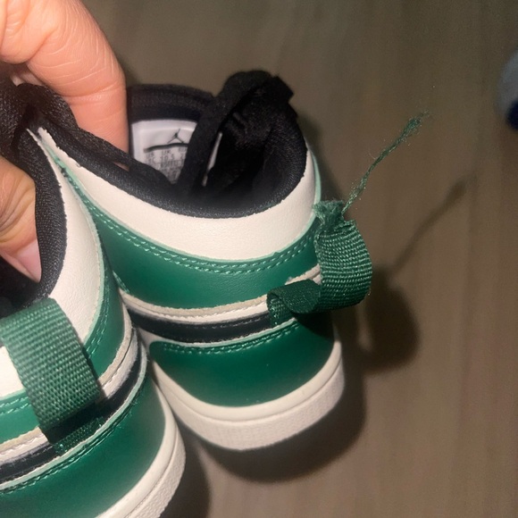 Toddler Green Nikes Size11 - Picture 10 of 11